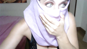 Beautiful Muslim Babe Shows Off Her Goodies On Camera